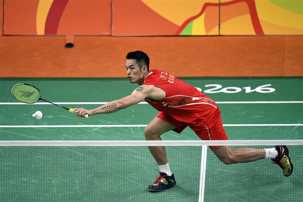 位球员在赛 位球员在赛