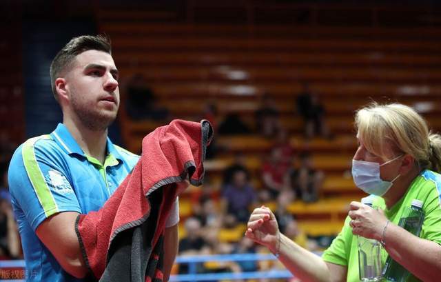 次锁定同一 次锁定同一