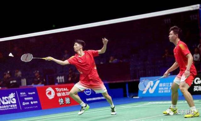 作家：巴萨中场缺少工兵球员，阵容问题非常明显